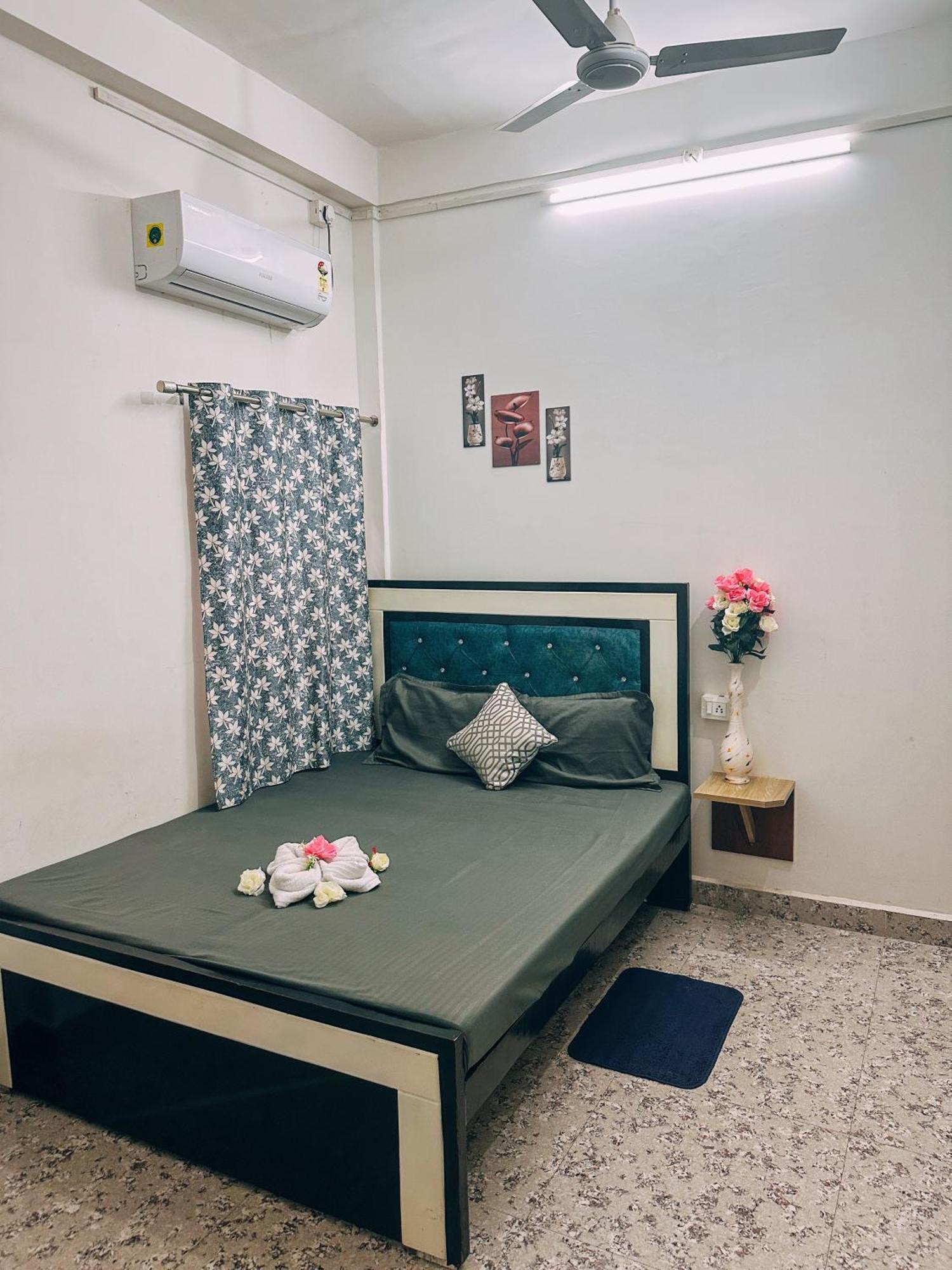 Shree K.B Guest House Варанаси Экстерьер фото